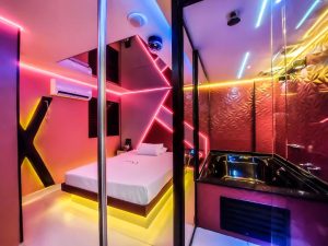 Banheira de Hidro na Suite Adrenalina Motel Itaquera - Arena Corinthians