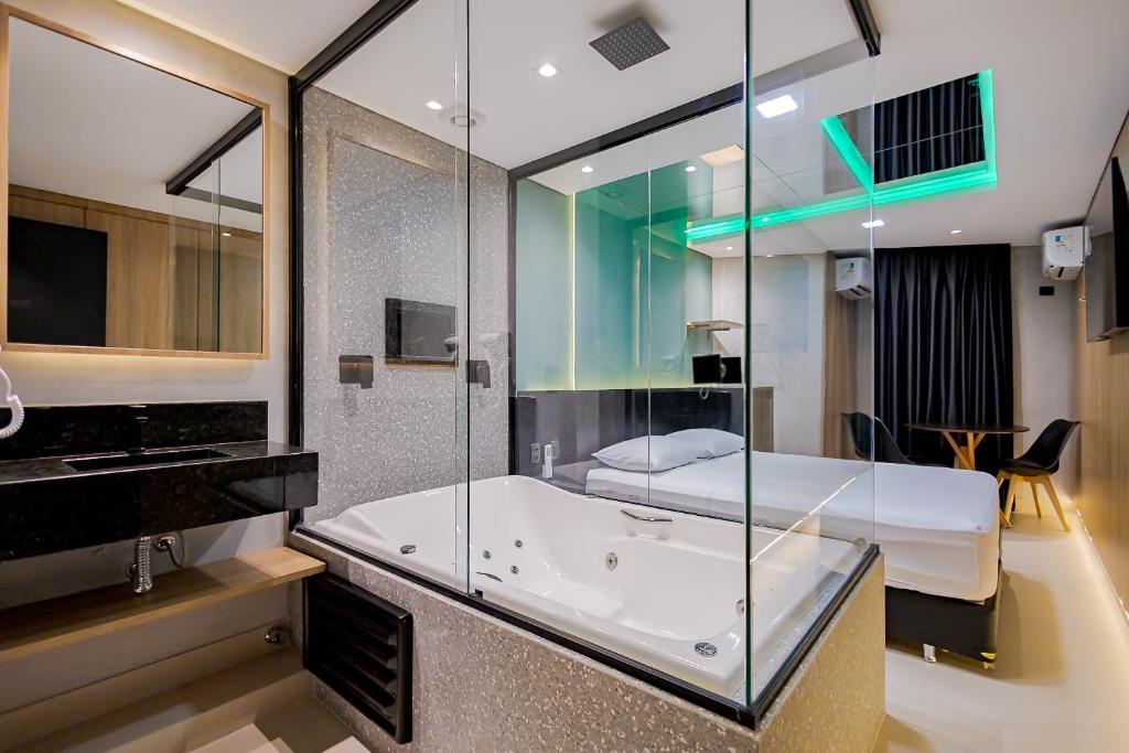Drops Express Motel Curitiba com Hidro no Quarto