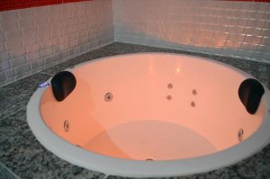 Hotel Gold (Motel) com Banheira de Hidro na Suite em Santana