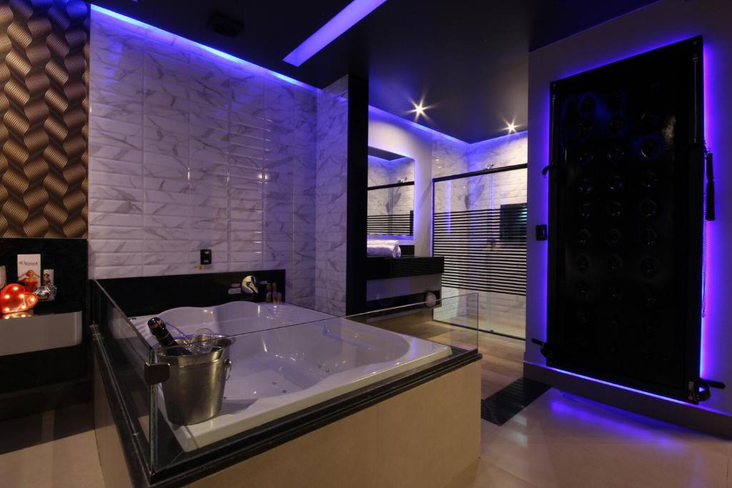 Jacuzzi na Suite Motel Deslize Limeira 5 Jacuzzi na Suite Motel Deslize Limeira 5