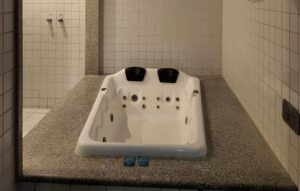 Jacuzzi no Quarto Olinda Status Motel PE15 (Adults Only)