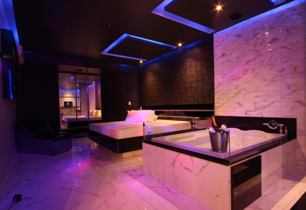 Motel Deslize Limeira 5 com Hidro Spa no Quarto Motel Deslize Limeira 5 com Hidro Spa no Quarto