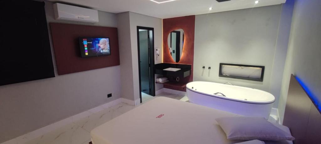 Motel Monza Santos (Adult Only) com Banheira Spa