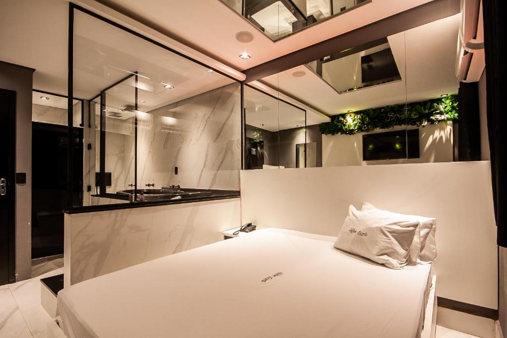 Quarto com Hidro Motel Jardim Secreto Santo André