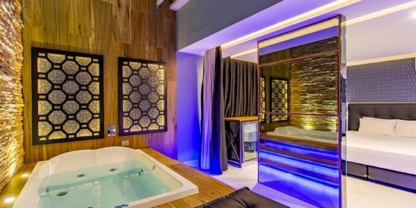 Quarto com Hidromassagem Brasília Drops Motel